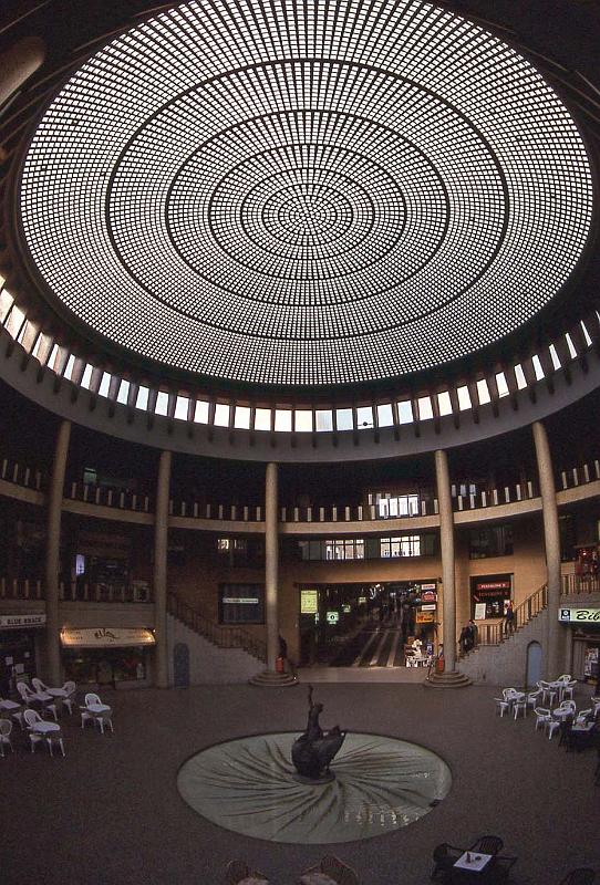 WT 2000 261-02 Belgium Brussels.jpg